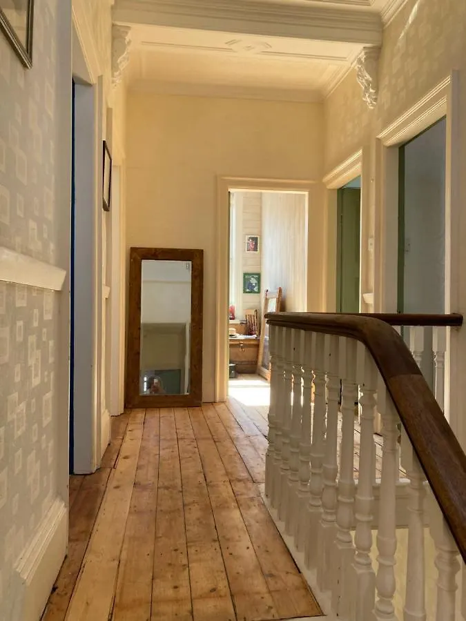 Beautiful Sunlit Rooms, 2 Mins From Beach, Private Garden Bridlington 0*,