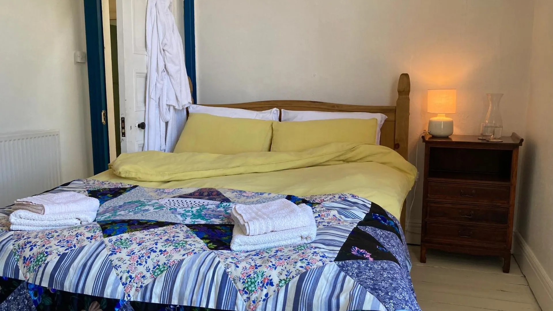 بريدلينغتون Beautiful Sunlit Rooms, 2 Mins From Beach, Private Garden المملكة المتحدة